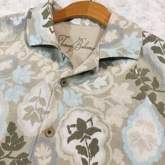 Tommy Bahama Men’s Hawaiian Button Down Shirt M - Picture 3 of 8